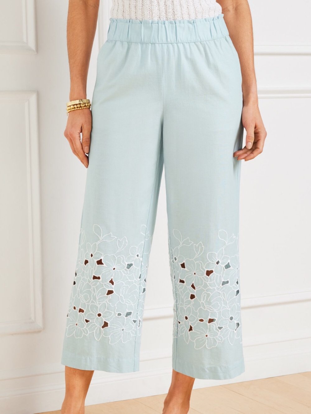 🌸 Talbots Linen Eyelet Crop Pants | XS | Light Blue
